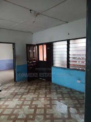 2bdrm Apartment in Zone 6, Exhibition for rent