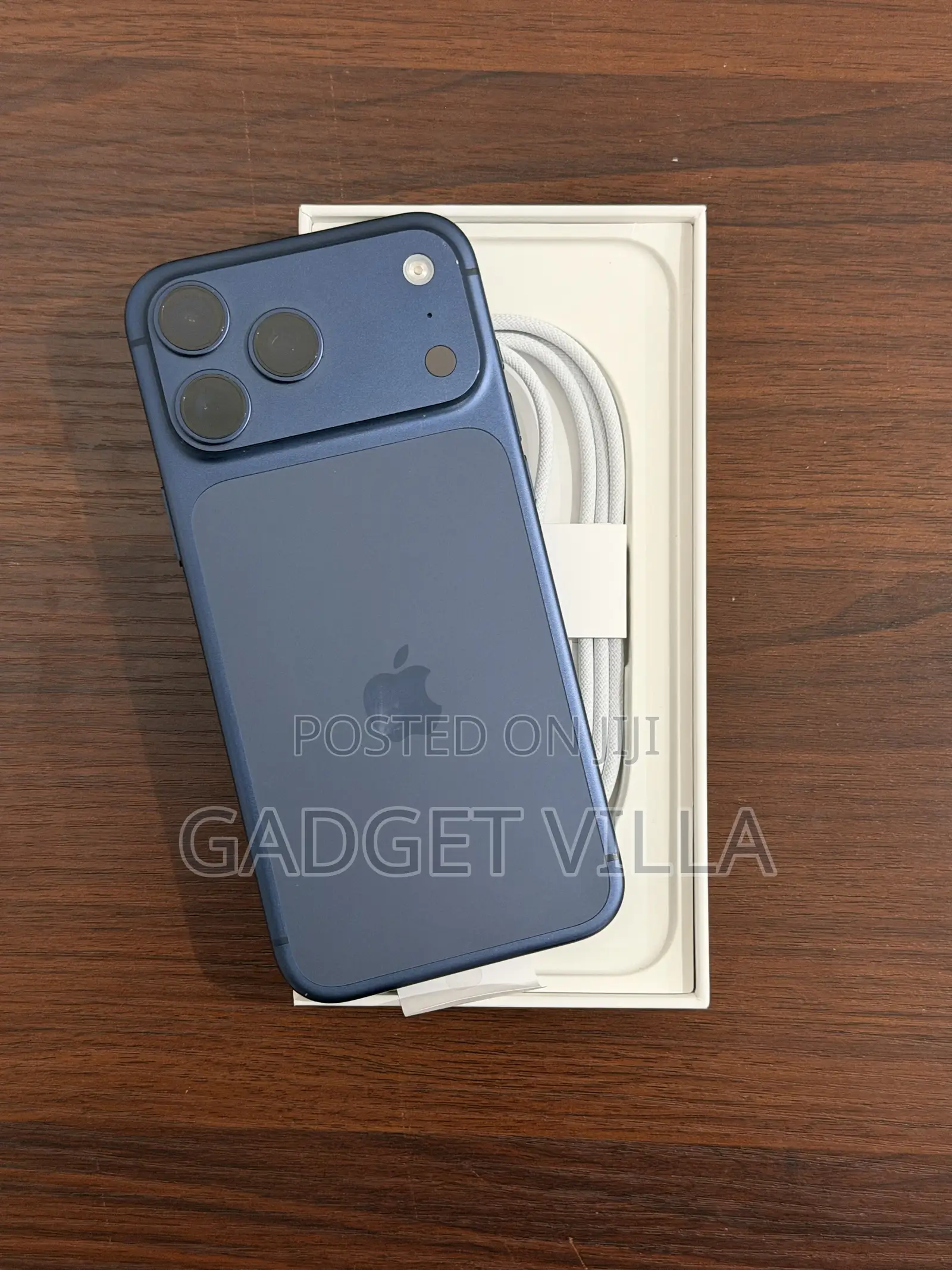 Apple iPhone 17 Pro Max 256 GB Blue