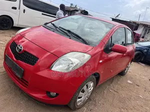 Toyota Yaris 1.5 2009 Red