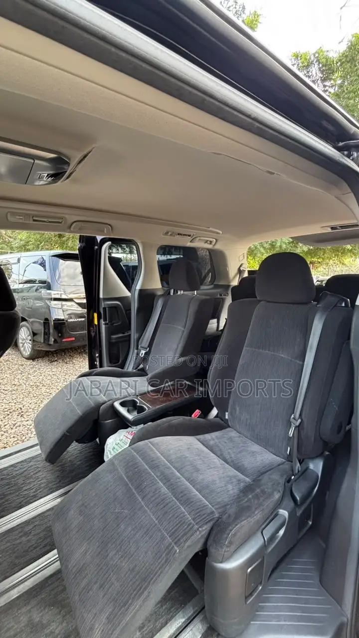 Toyota Alphard 2016 Black