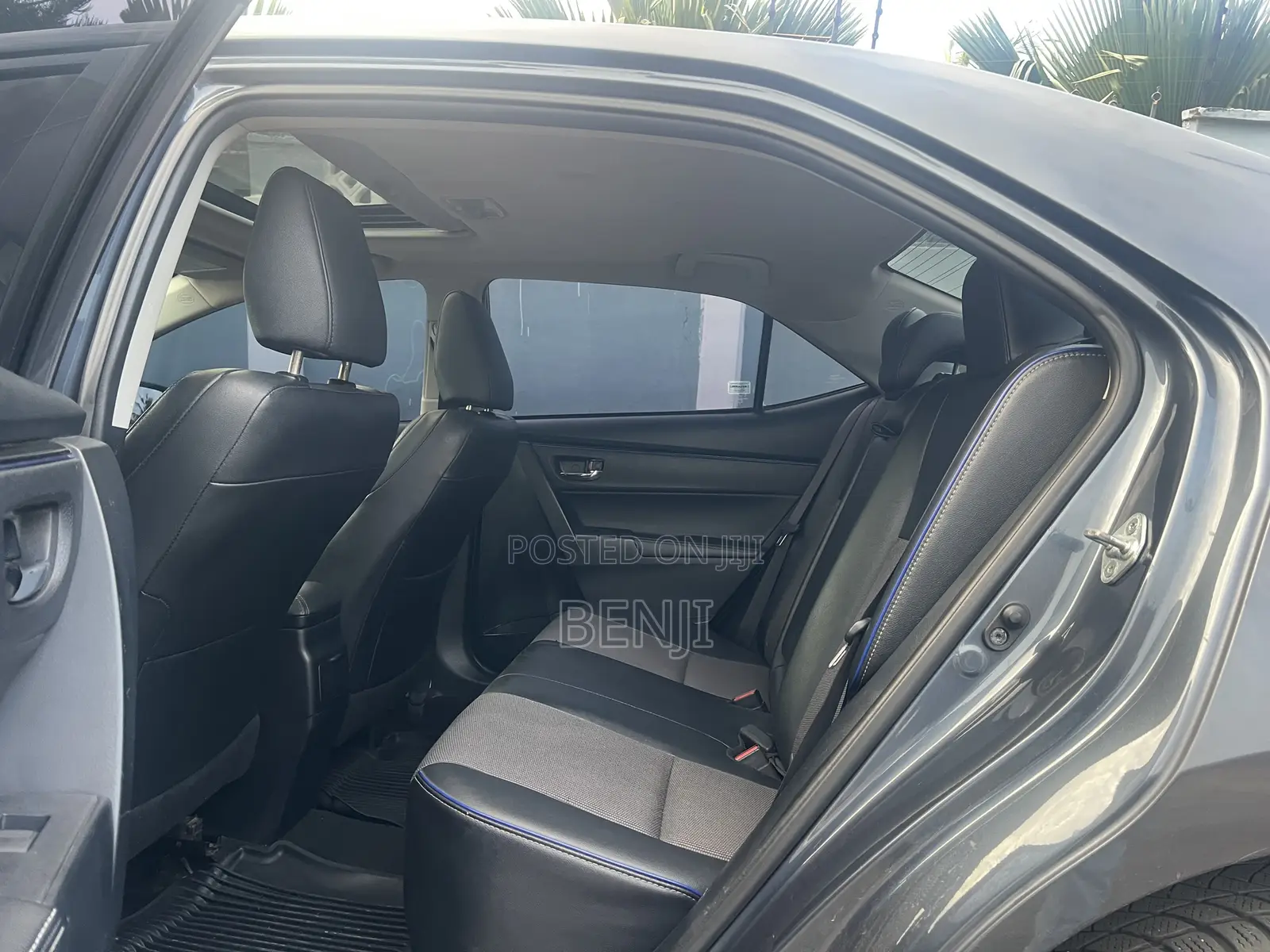 Toyota Corolla 2017 Gray