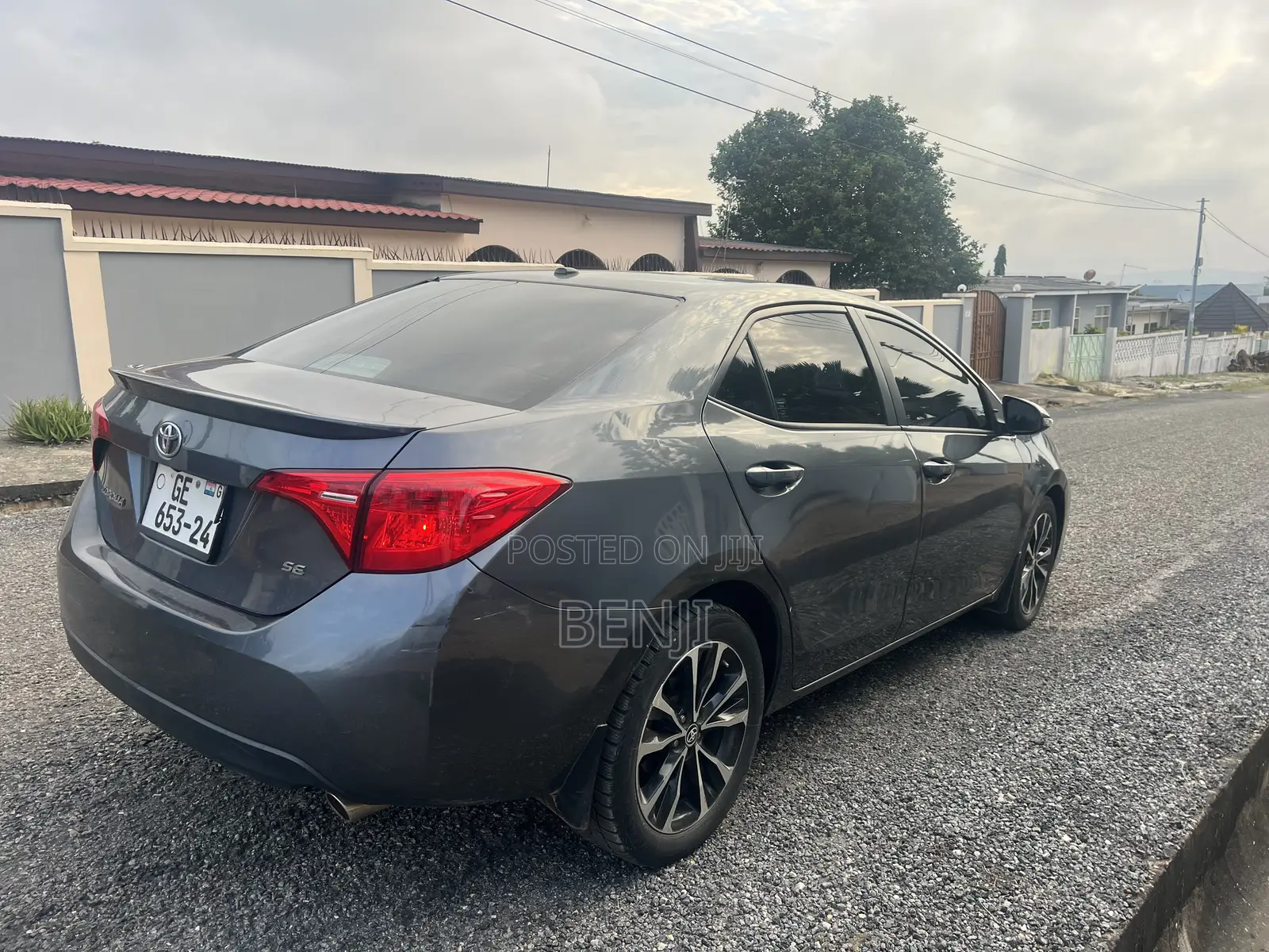 Toyota Corolla 2017 Gray