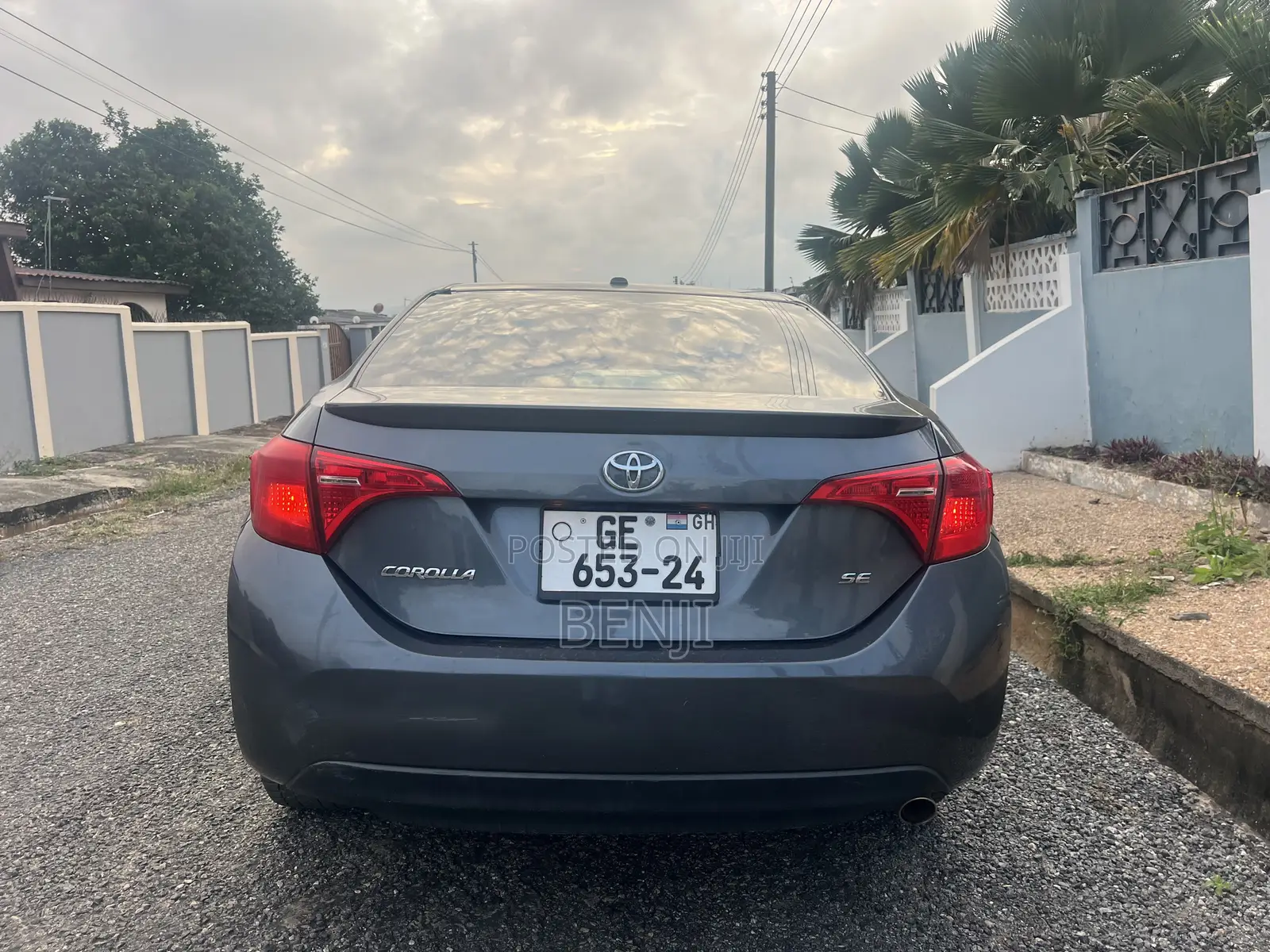 Toyota Corolla 2017 Gray