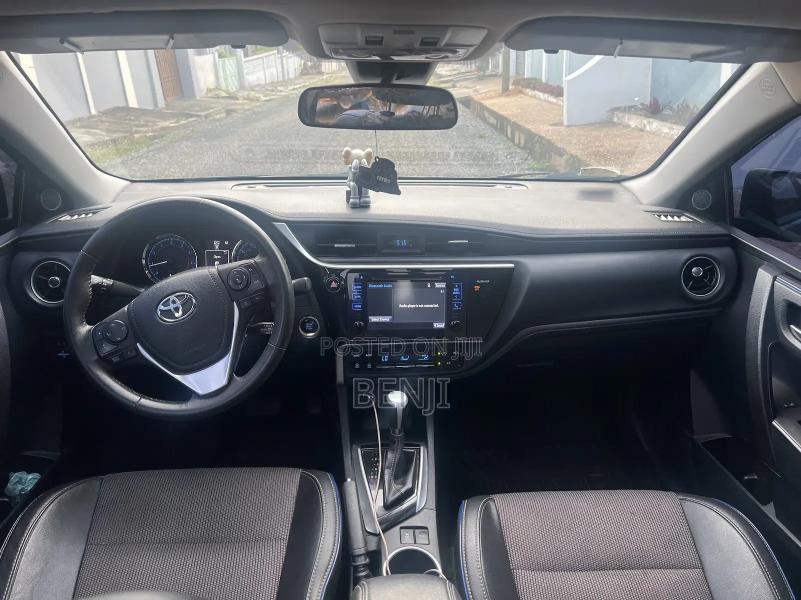 Toyota Corolla 2017 Gray
