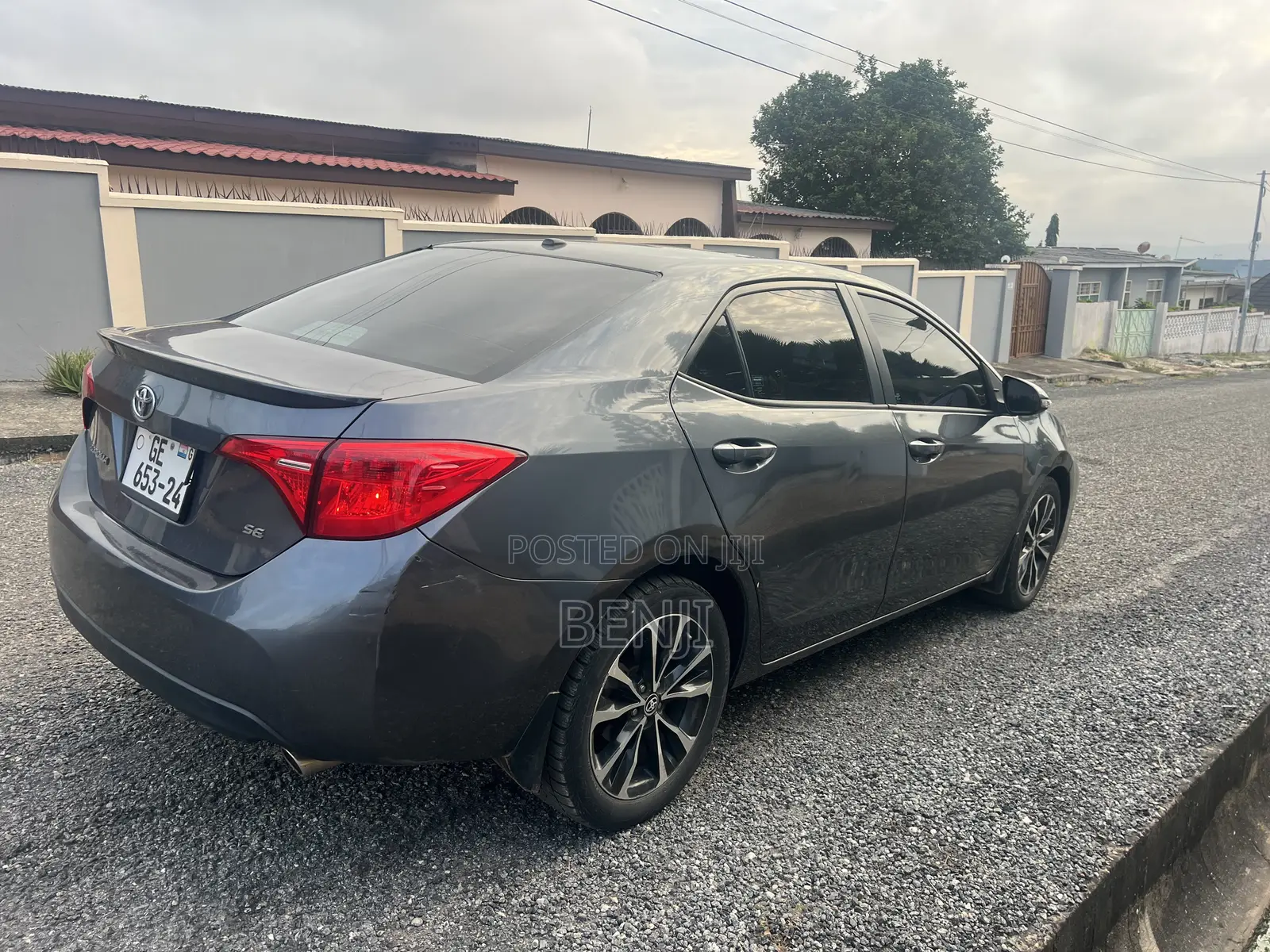Toyota Corolla 2017 Gray