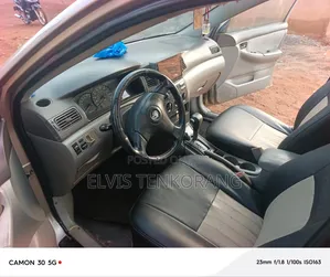 Toyota Corolla RunX 2007 Red
