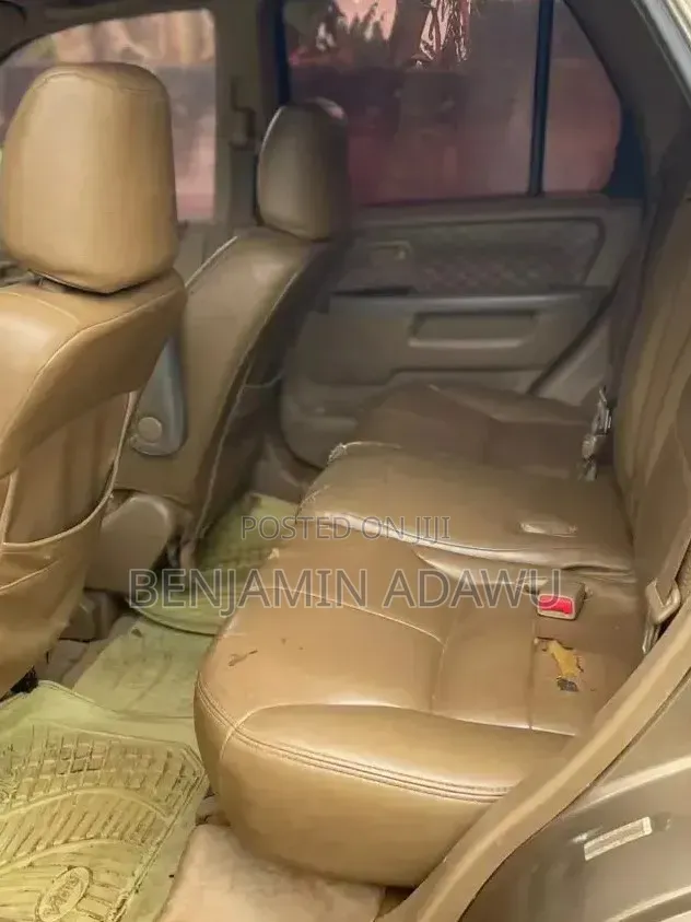 Honda CR-V 2.0i ES Automatic 2003 Gold