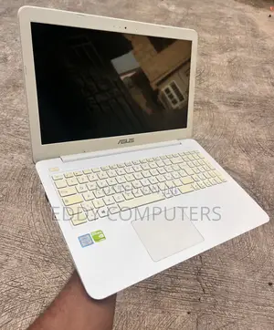 Laptop Asus 8GB Intel Core i5 HDD 1T