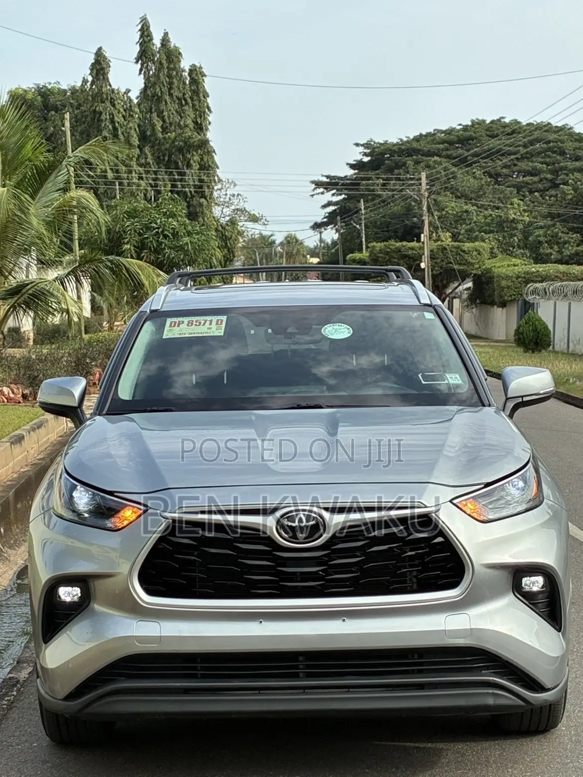 Toyota Highlander XLE AWD 2024 Gray