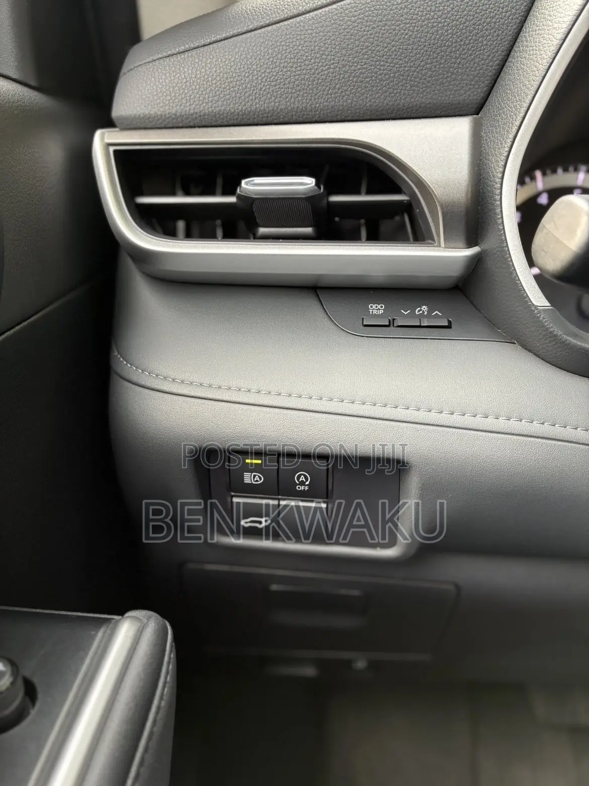 Toyota Highlander XLE AWD 2024 Gray