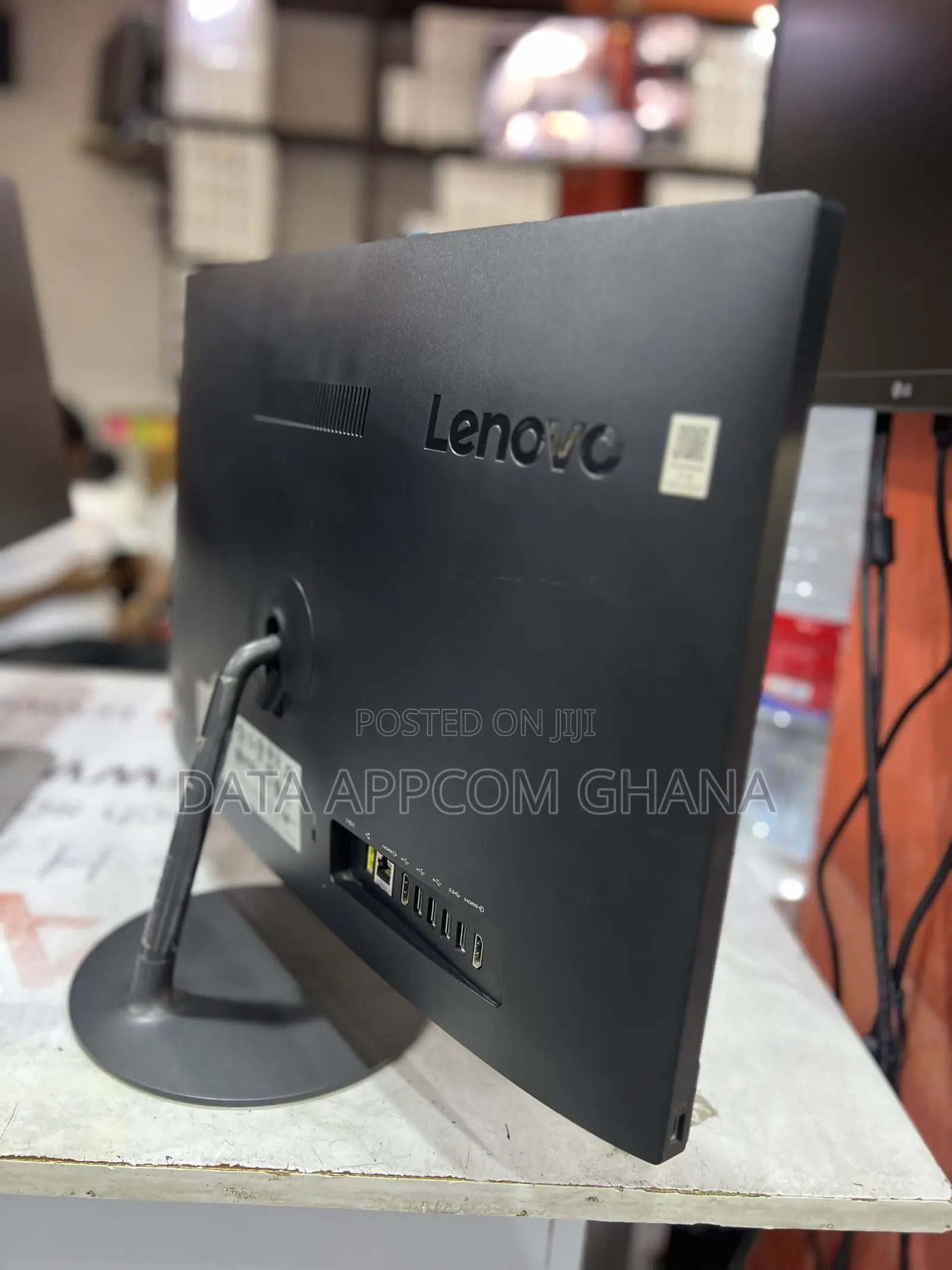 Desktop Computer Lenovo ideacentre AIO 520S 8GB Intel Core i5 HDD 1T