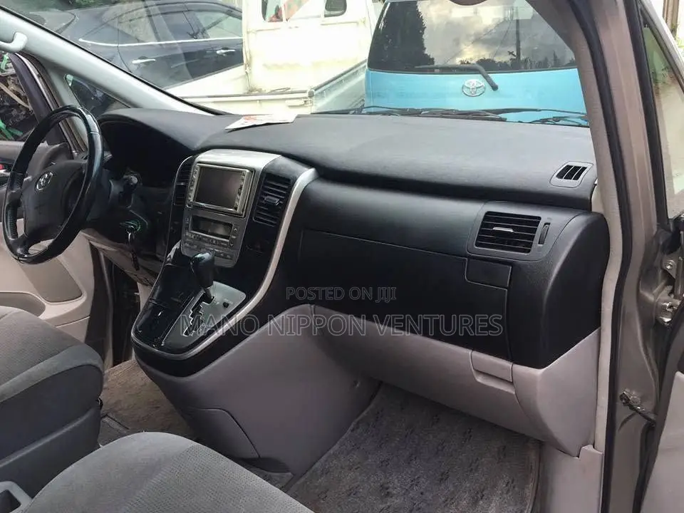 Toyota Alphard 2.4 Petrol AWD 2005 Brown