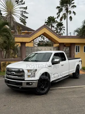 Ford F-150 Lariat 4x4 SuperCab Styleside 8 ft. box 163 in. WB 2017