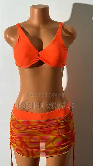 Bikini/ Swimsuit