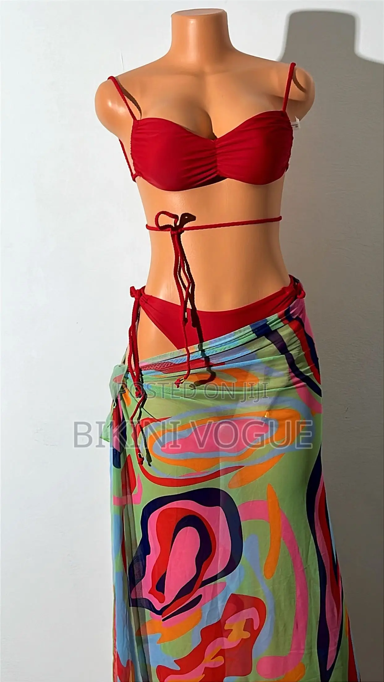 Bikini/ Swimsuit