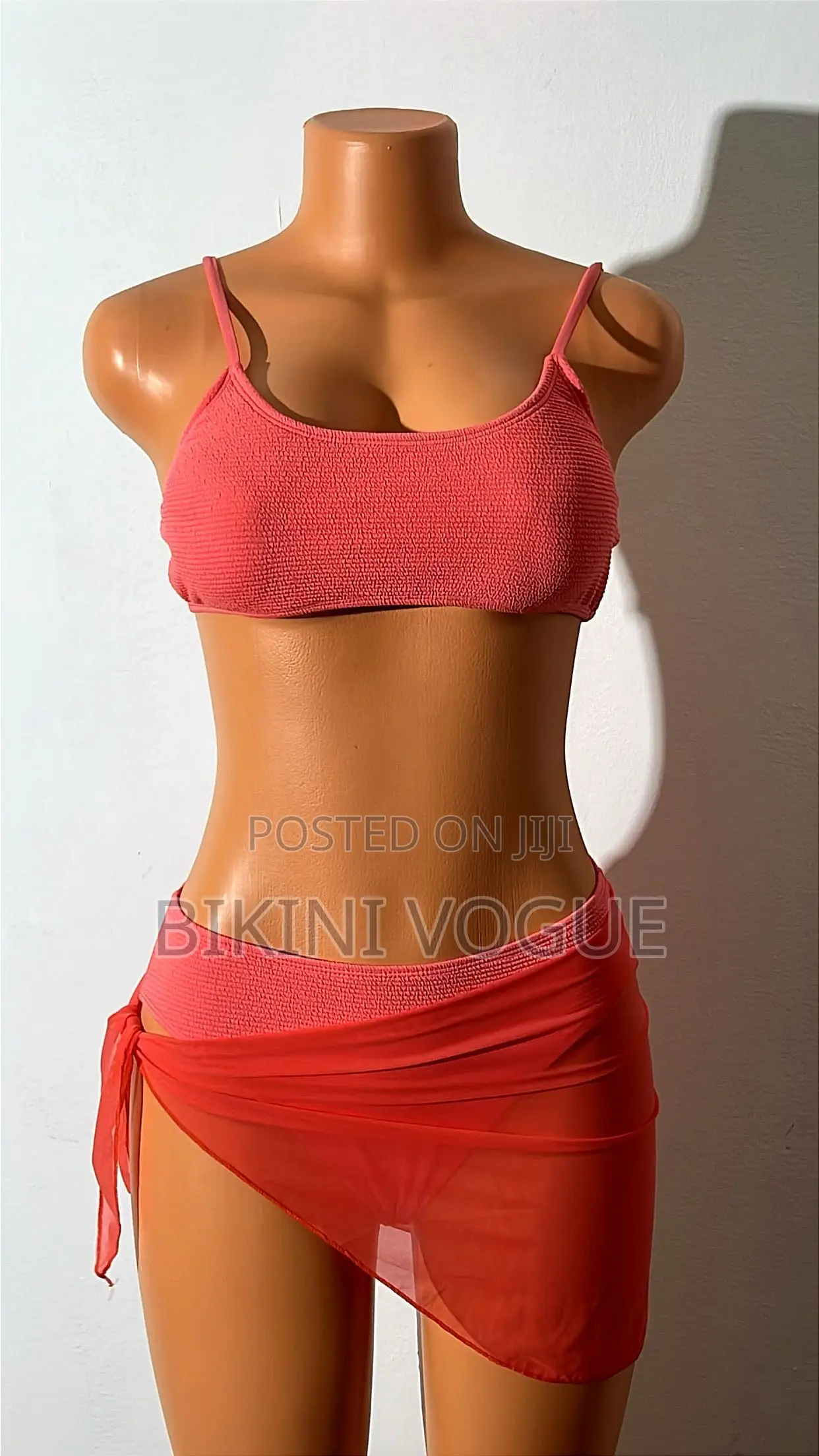 Bikini/ Swimsuit