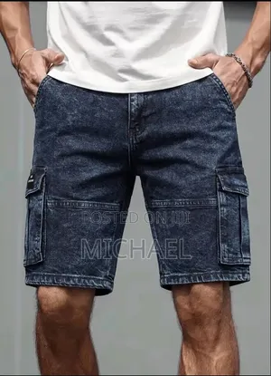 Baggy Cargo Bermuda Shorts