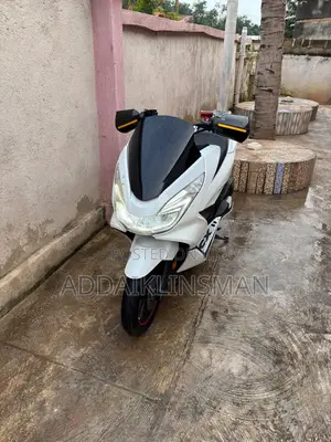 Honda Forza 2009 White