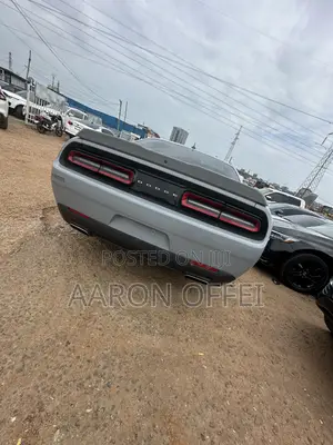 Dodge Challenger 2022 Gray