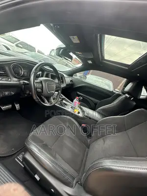 Dodge Challenger 2022 Gray
