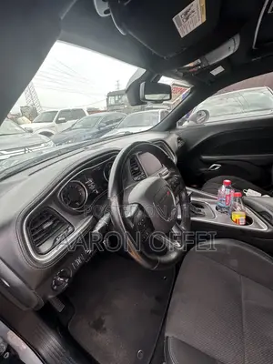 Dodge Challenger 2022 Gray
