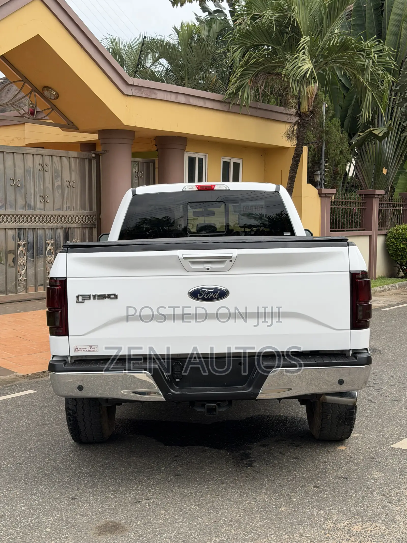 Ford F-150 Lariat 4x4 SuperCab Styleside 8 ft. box 163 in. WB 2017