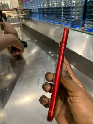 Apple iPhone XR 128 GB Red