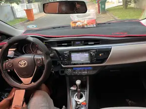 Toyota Corolla LE 4dr Sedan (1.8L 4cyl CVT) 2015 Red