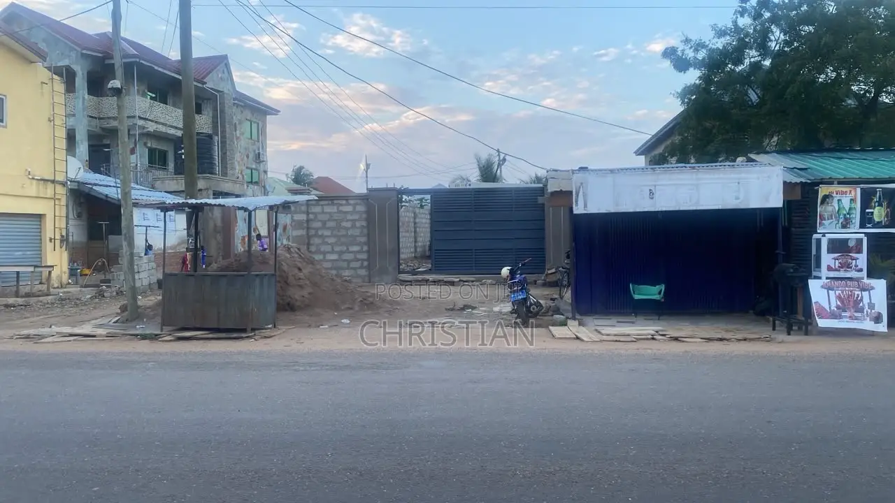 Container for Sale With Rent Advance of 2 Years at Ashaley Botwe