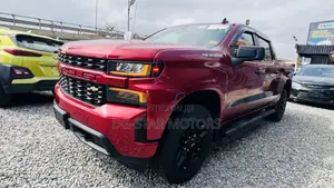 Chevrolet Silverado 2022 Red