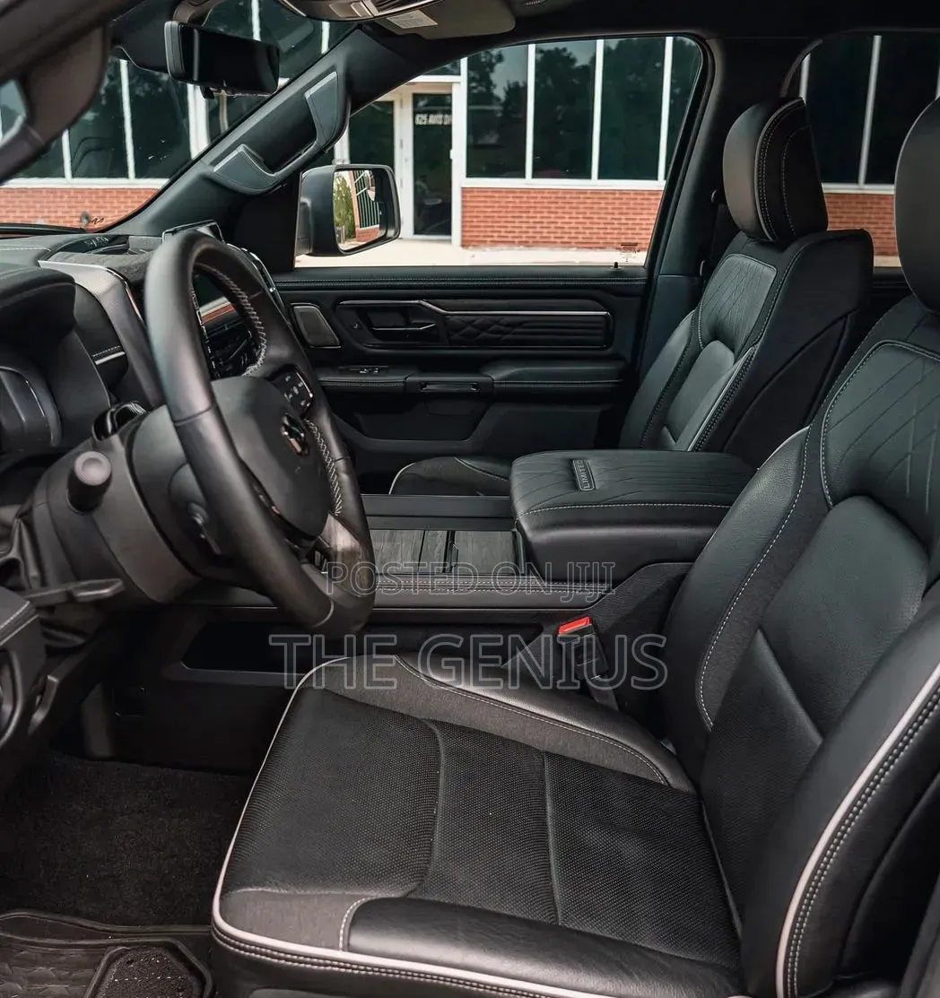 Dodge RAM 1500 5.7 Petrol AWD 2022 Black