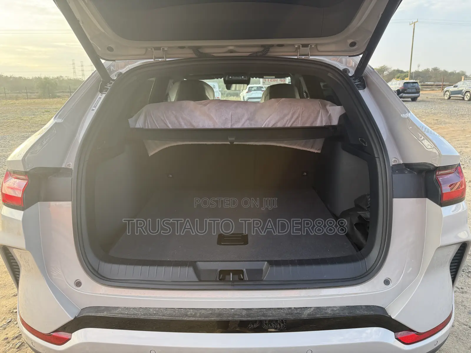BYD Song Plus 1.5 CVT Hybrid FWD 2023 Off white