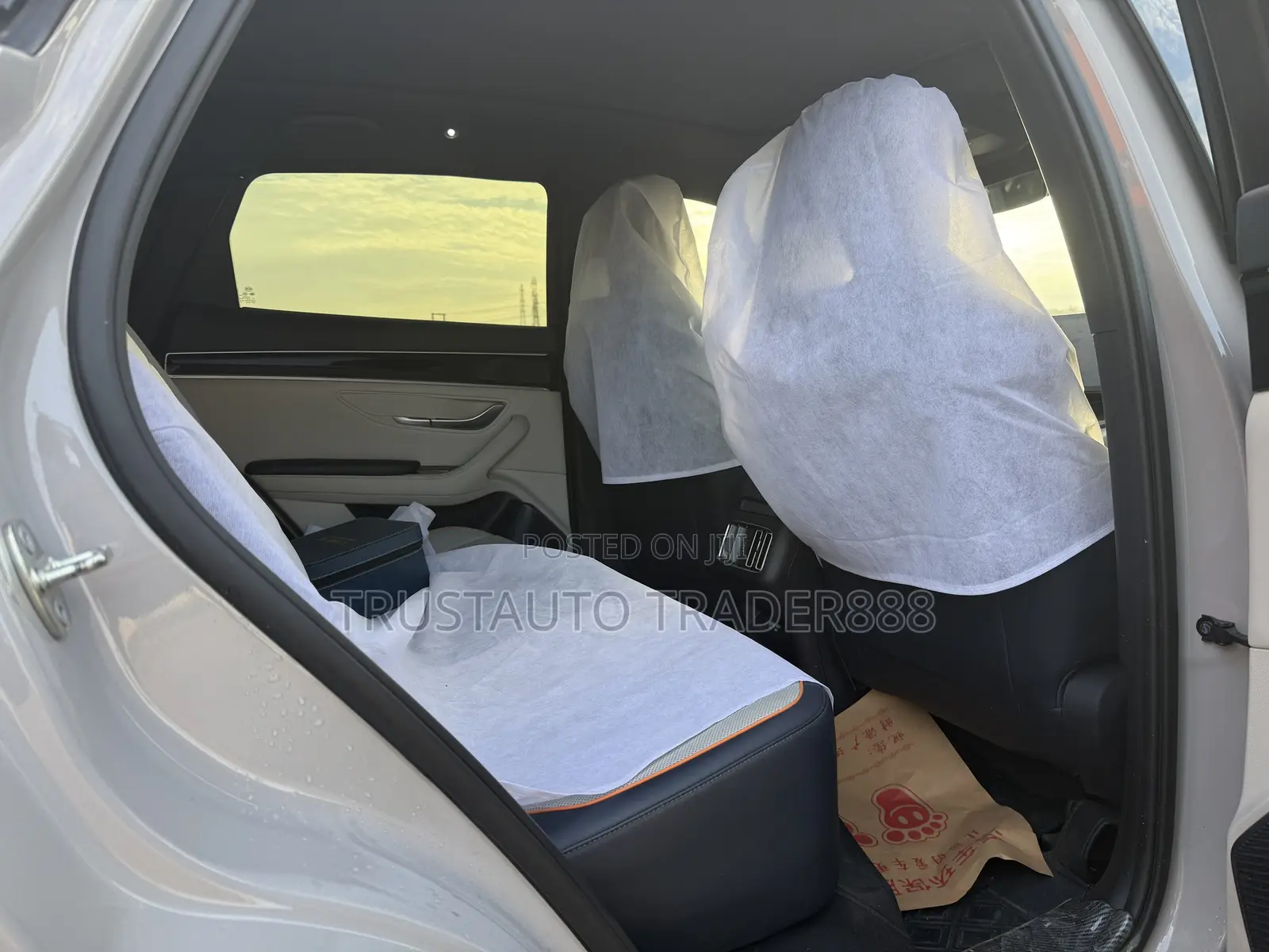 BYD Song Plus 1.5 CVT Hybrid FWD 2023 Off white