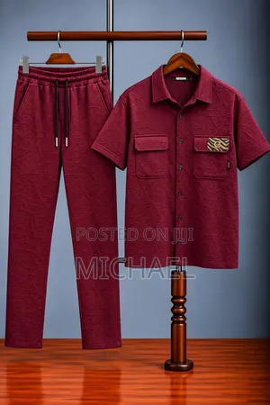 Men’s Casual Short-Sleeve Shirt and Matching Trousers