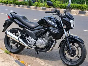 Suzuki GSR 1999 Black