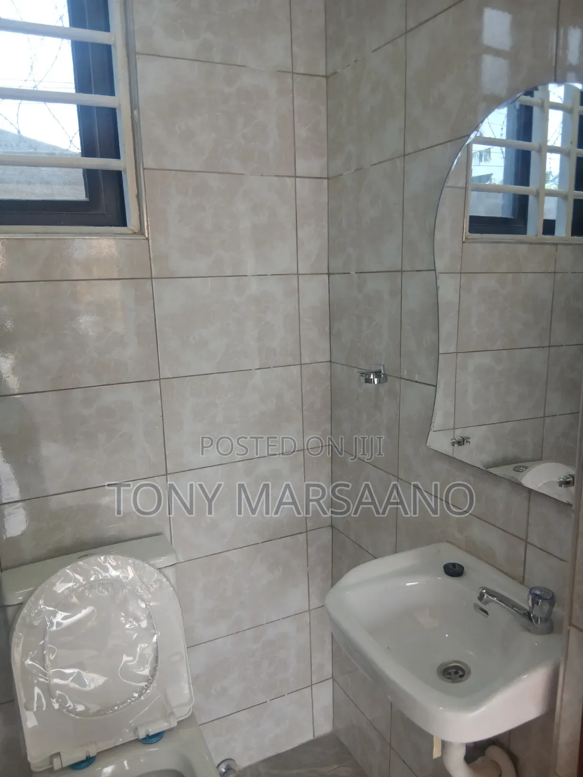 1bdrm Apartment in Westlegon, Medifem Area for rent
