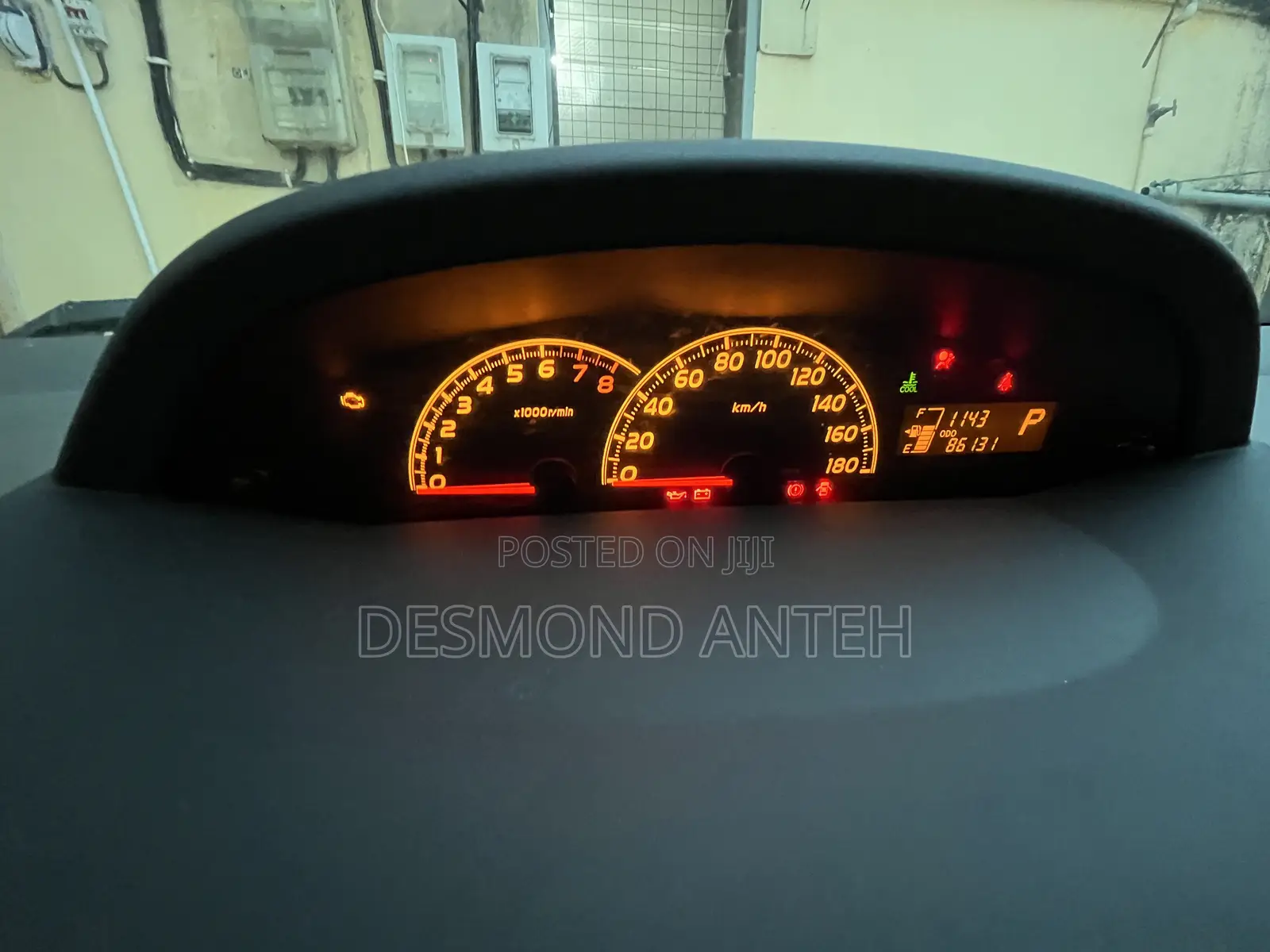Toyota Vitz 1.3 FWD 5dr 2010 White