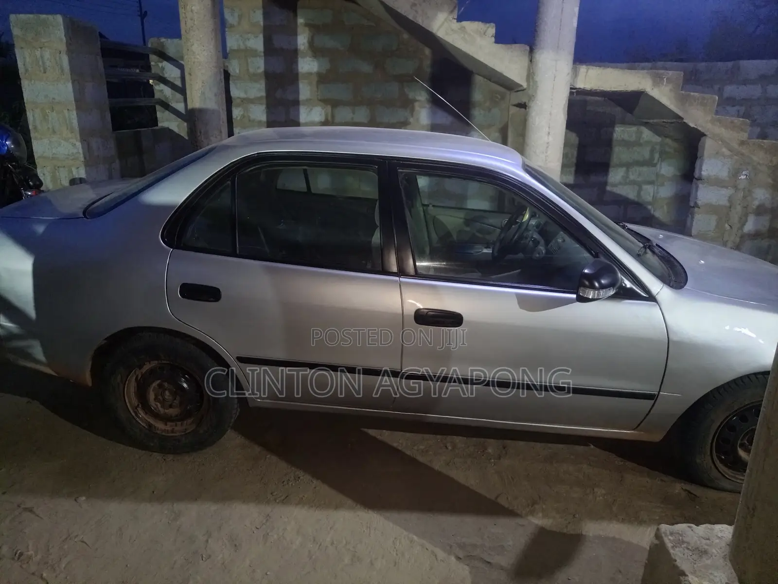 Toyota Corolla 2010 Silver