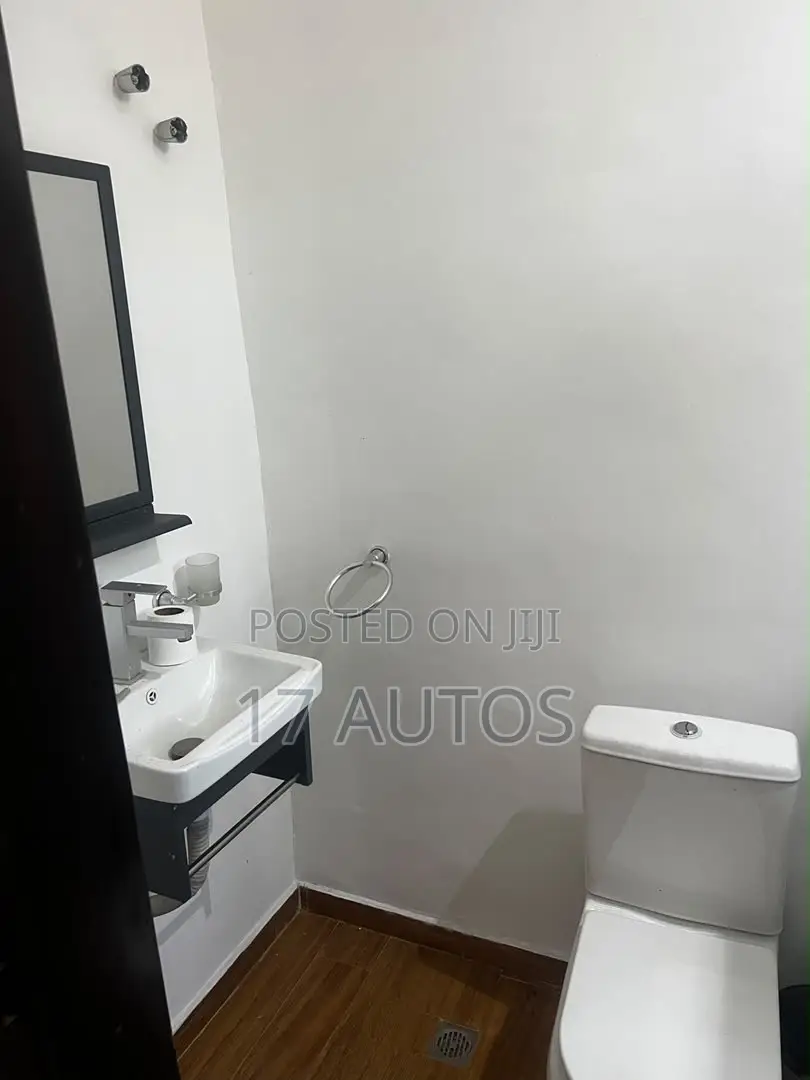 2bdrm Apartment in 17 Properties, Madina for sale
