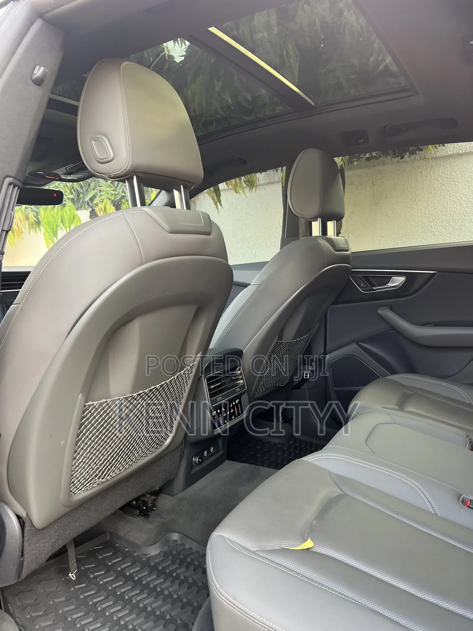 Audi Q8 55 Premium AWD quattro 2020 Blue