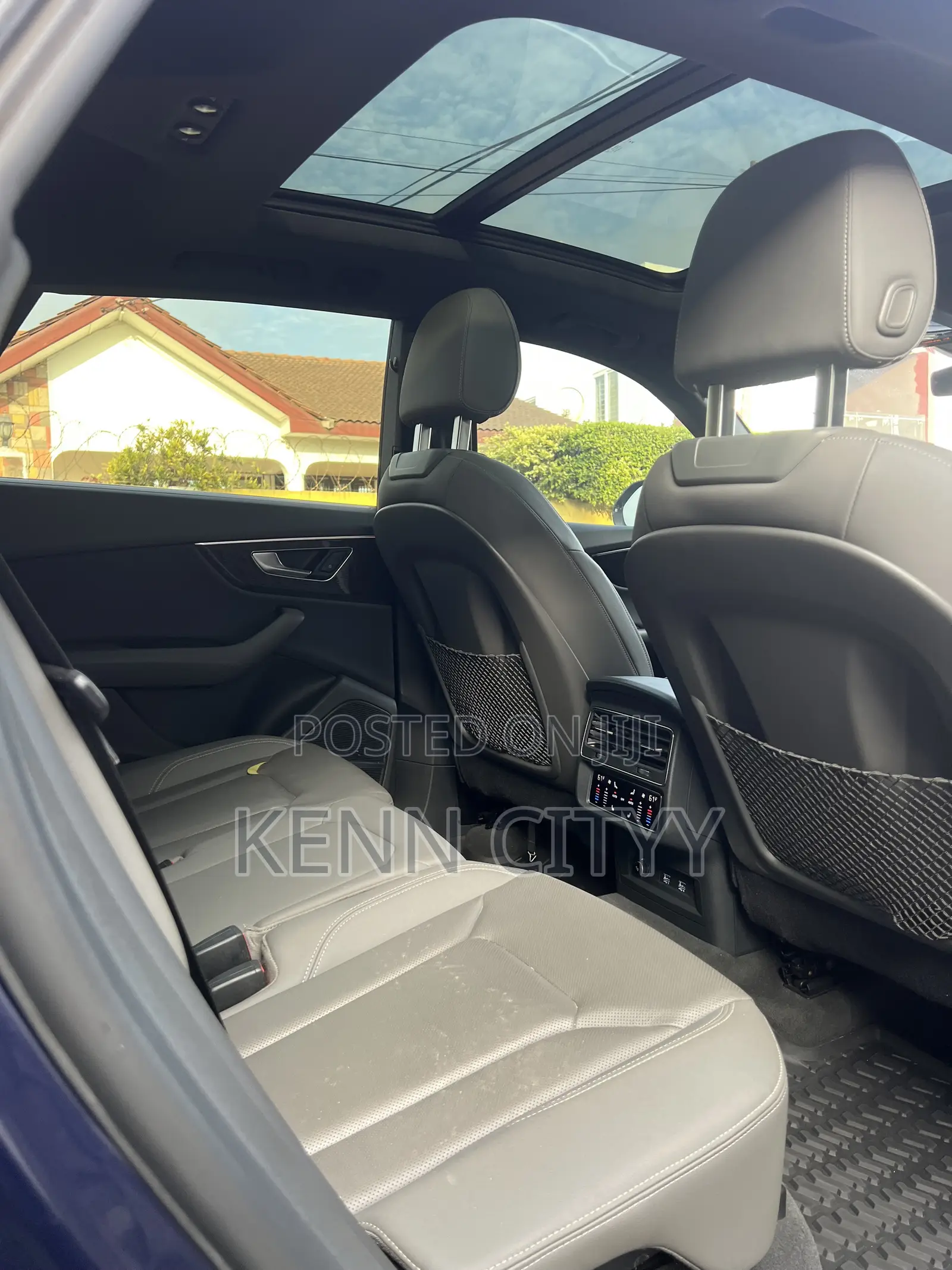 Audi Q8 55 Premium AWD quattro 2020 Blue