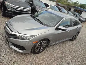 Honda Civic EX-L Sedan 2019 Silver
