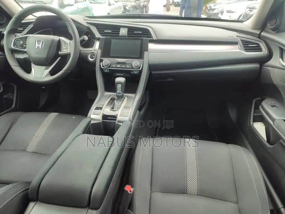Honda Civic EX-L Sedan 2019 Silver