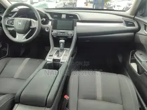 Honda Civic EX-L Sedan 2019 Silver