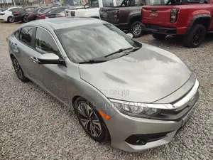 Honda Civic EX-L Sedan 2019 Silver