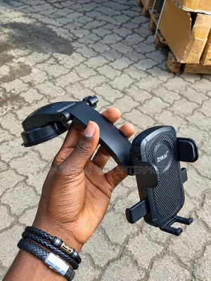 Car Dashboard Phone Holder – Strong Suction Cup Mount