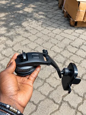 Car Dashboard Phone Holder – Strong Suction Cup Mount