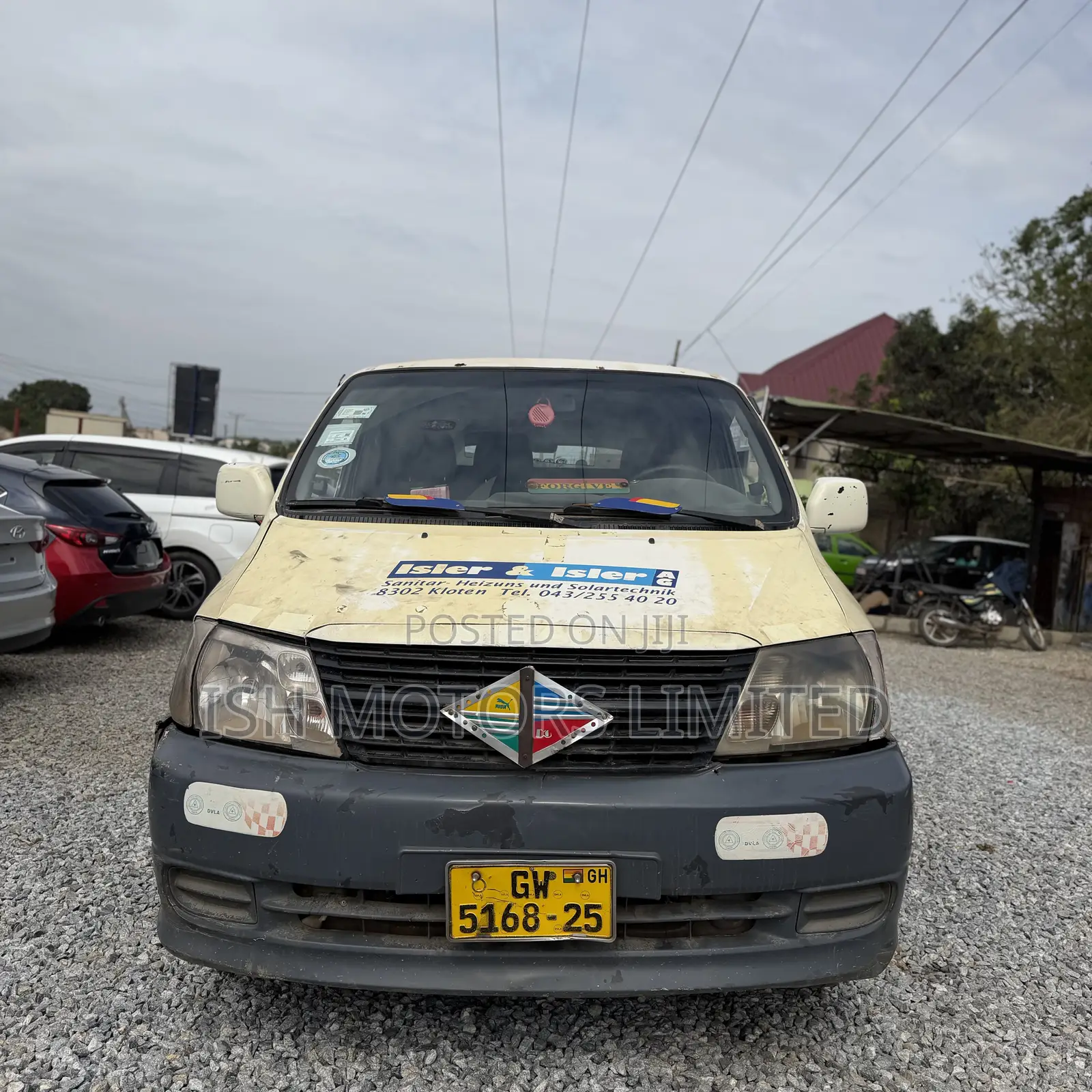 Toyota HiAce 2010 White