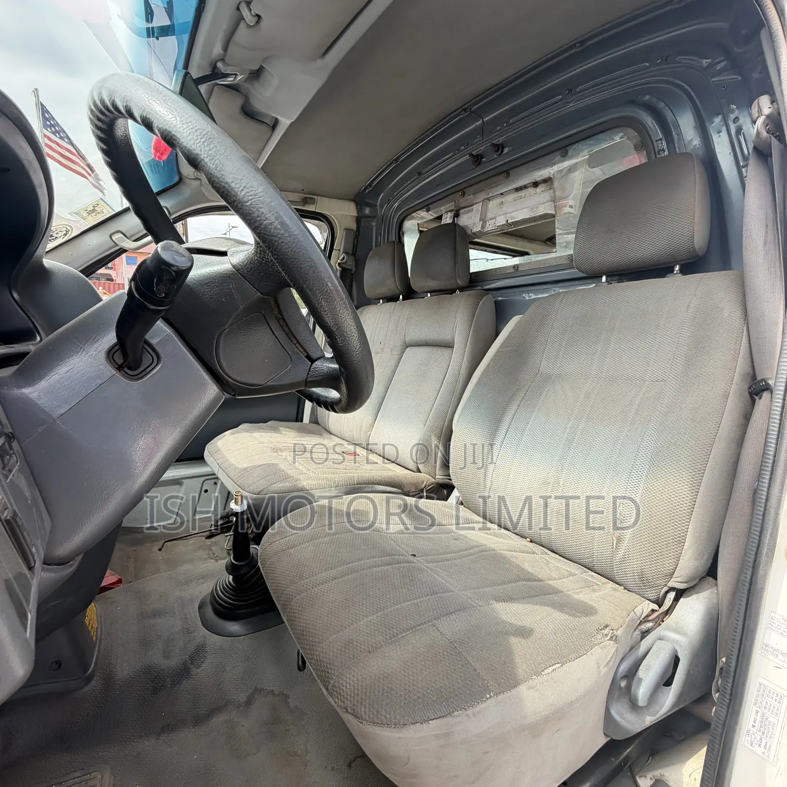 Toyota HiAce 2010 White