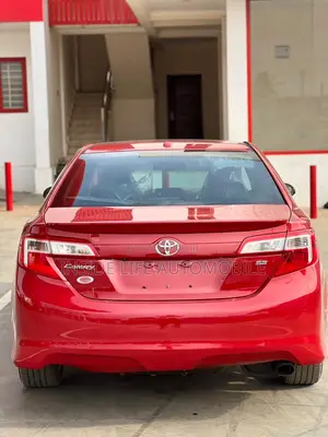 Toyota Camry SE Sport 4dr Sedan (2.5L 4cyl 6A) 2014 Red